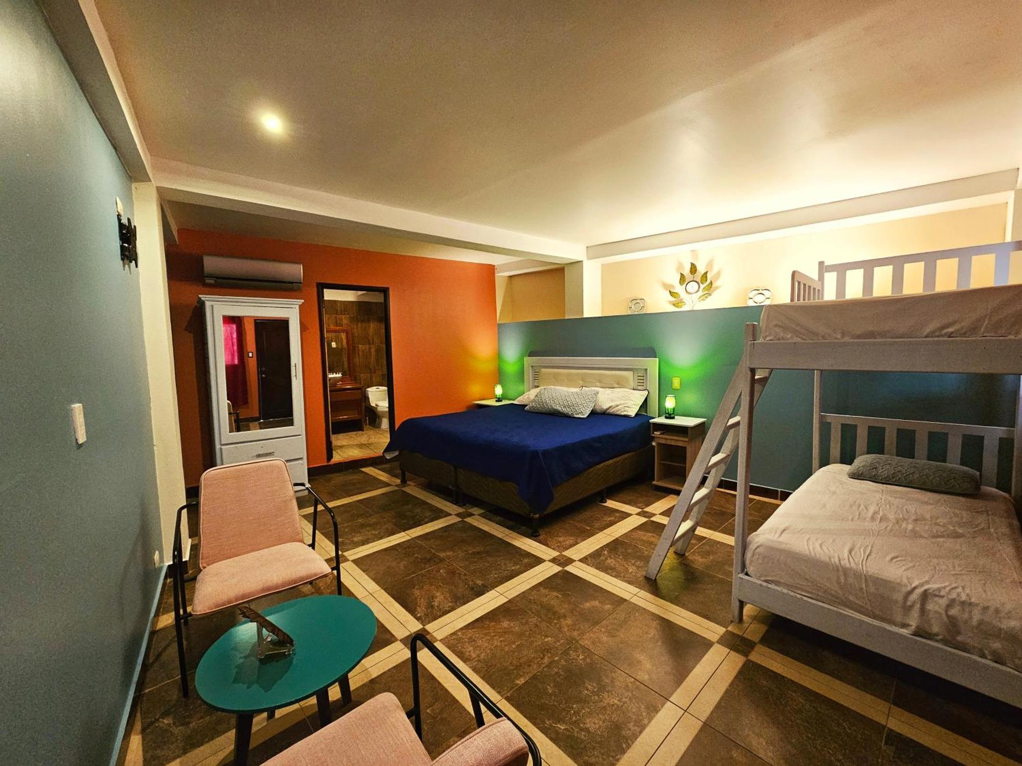 Las Luciernagas Hotel Flores Eksteriør billede